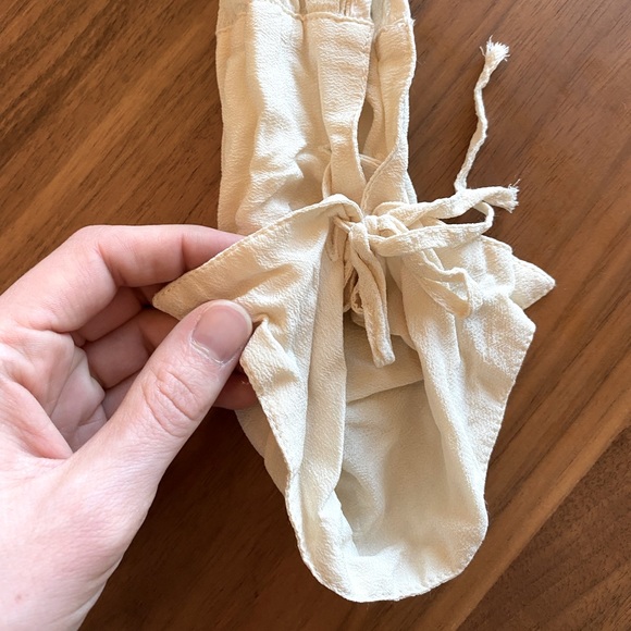 Vintage Cream Silk Button Down 70’s Chemise - Picture 4 of 7